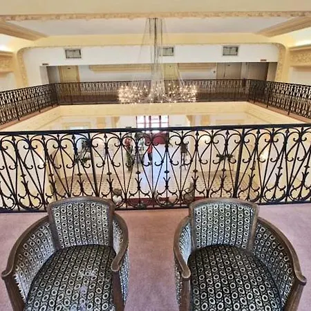 Aparthotel Terres De France - Le Splendid Allevard