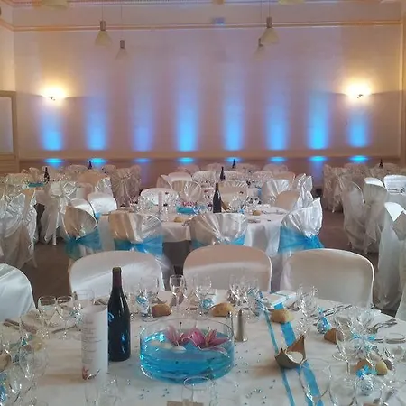 法国之地 - 锦绣公寓式酒店 阿勒瓦尔