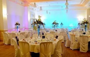 法国之地 - 锦绣公寓式酒店